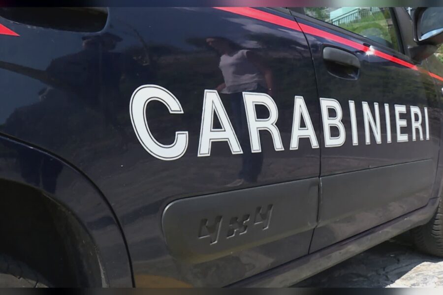 12879 Faggeto Lario tuffi dal pontile della Navigazione tre giovani multati dai carabinieri 1783592654
