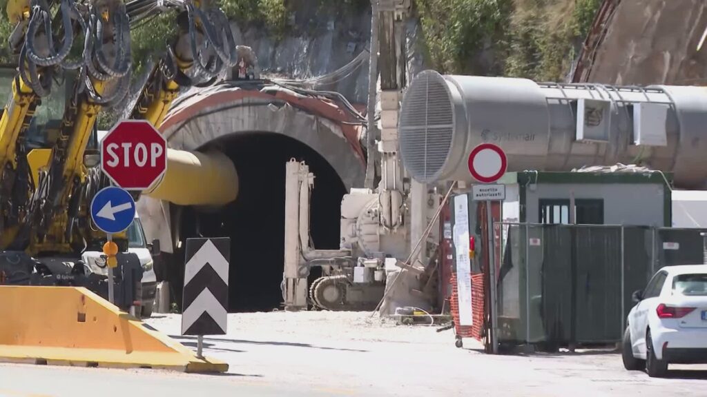Variante della Tremezzina, termine lavori aprile 2031. Da settembre fino a 250 operai in cantiere