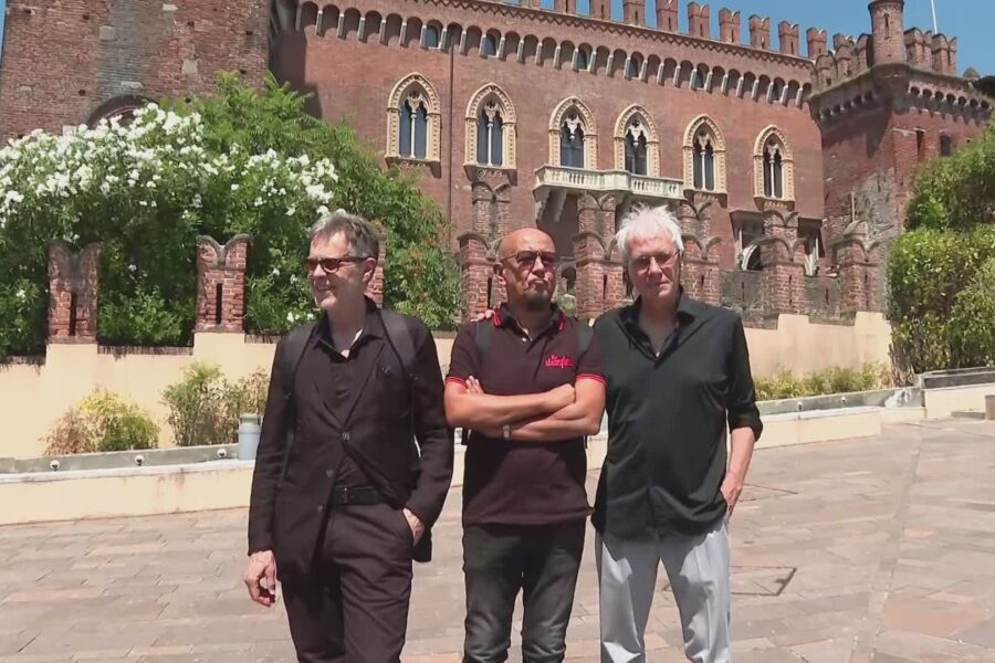 Enrico Ruggeri e i Decibel al Castello di  Carimate
