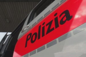 Leontica, esplosione in casa: trovato un corpo. Feriti tre poliziotti