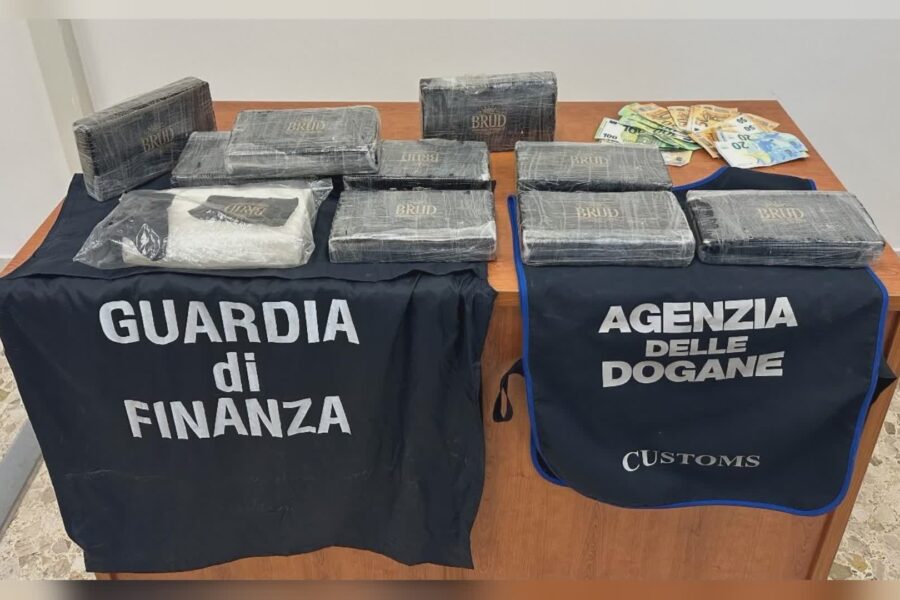 10 chili di cocaina sull’auto, sloveno arrestato sul confine. Droga nascosta in un doppiofondo