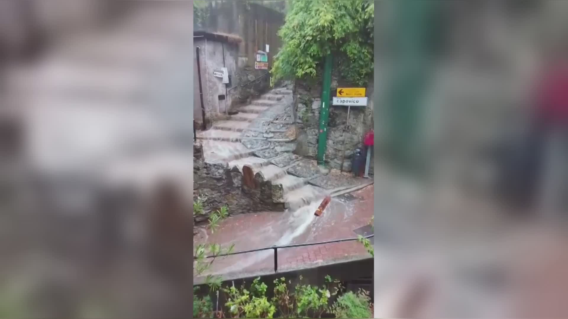 Maltempo, strade come fiumi a Como. Sirene a Blevio, ma nessun danno