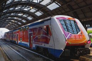Trasporti, una settimana di scioperi. Venerdì nero in arrivo tra treni, aerei e mezzi pubblici