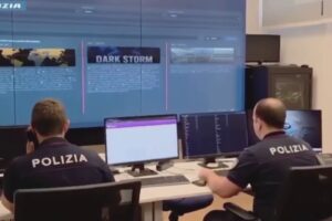 Pedopornografia, operazione della polizia tra Lombardia e Campania, un arresto a Como