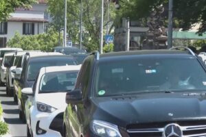 Como, al volante vince il nervosismo. Il 45% degli automobilisti chiede più tolleranza alla guida