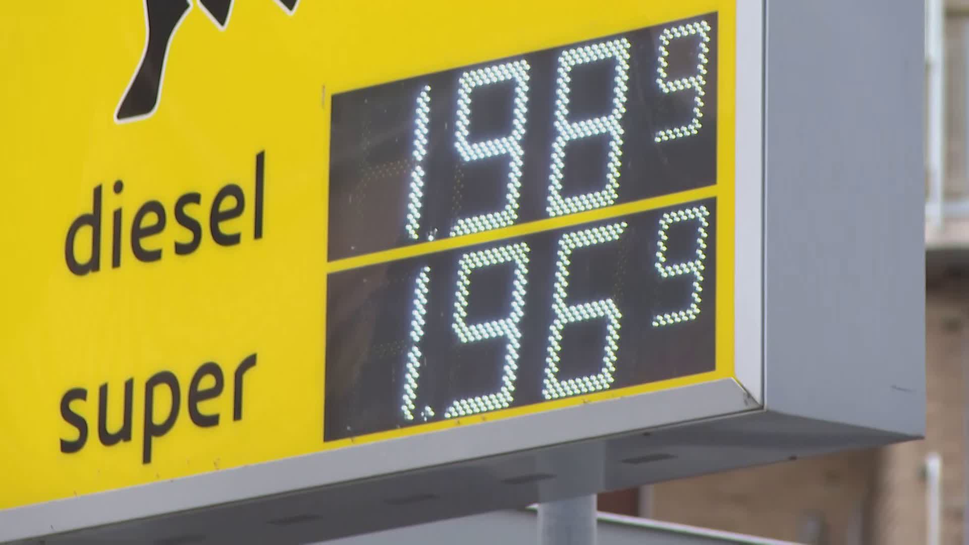 Sconto sul gasolio alla vigilia dell’esodo estivo. I gestori: “Categoria in sofferenza”