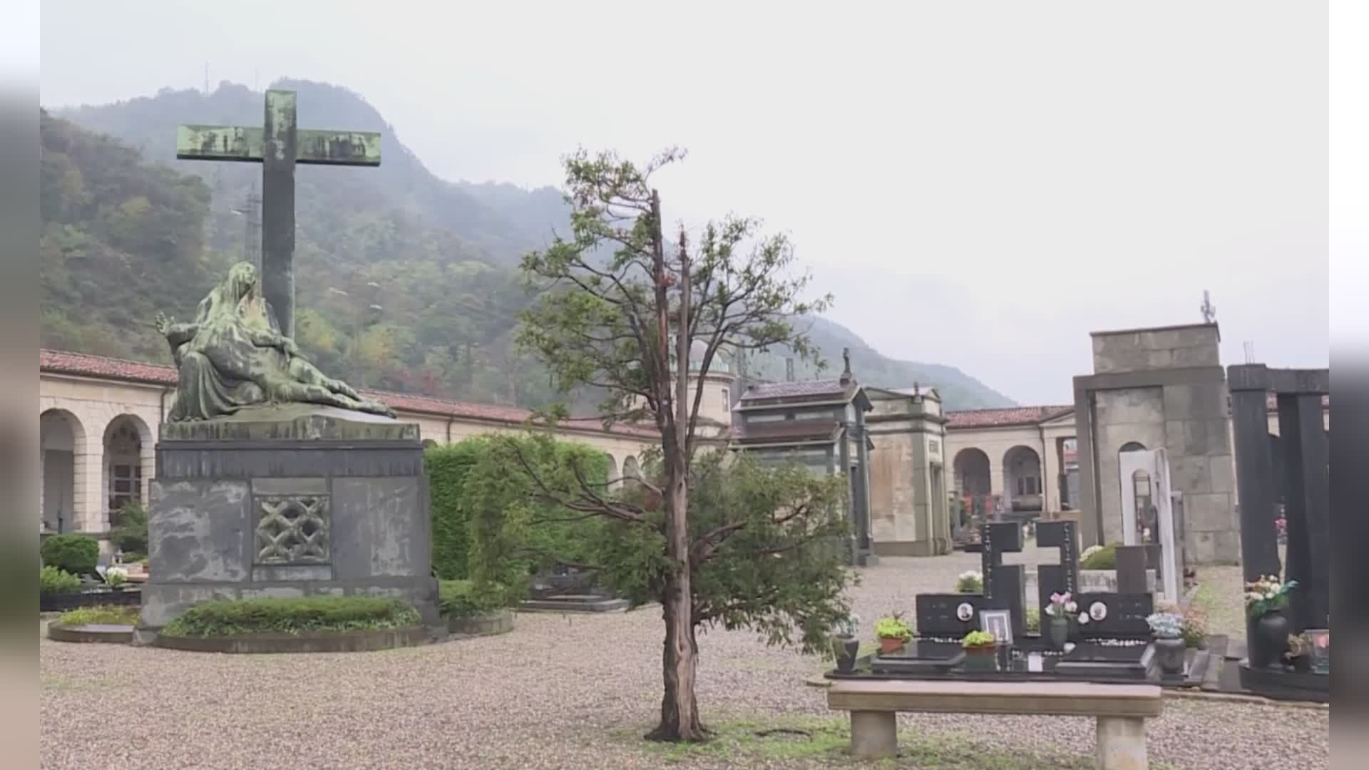 Lavori sulle pavimentazioni, chiusura temporanea dei cimiteri di Como. Il calendario