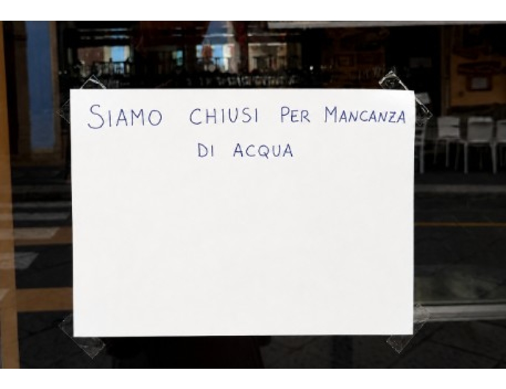 A Lipari è crisi idrica, arriva metà del fabbisogno