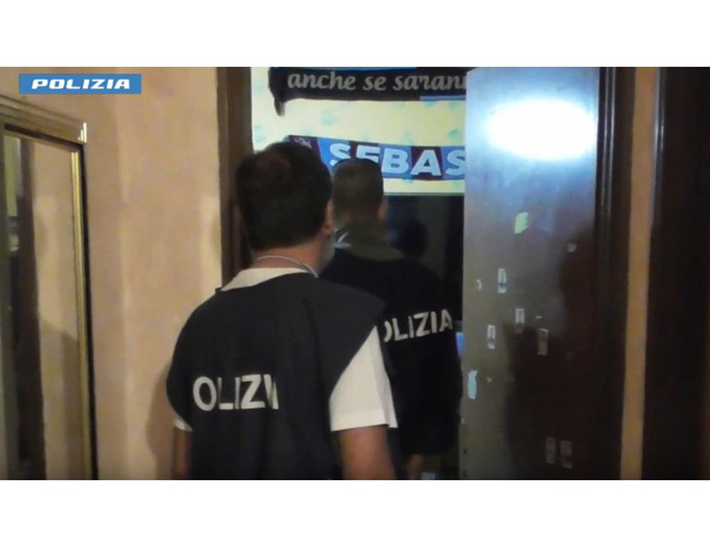 Agguato al bus, ai domiciliari sei ultrà reatini. Solo Pellecchia resta in carcere