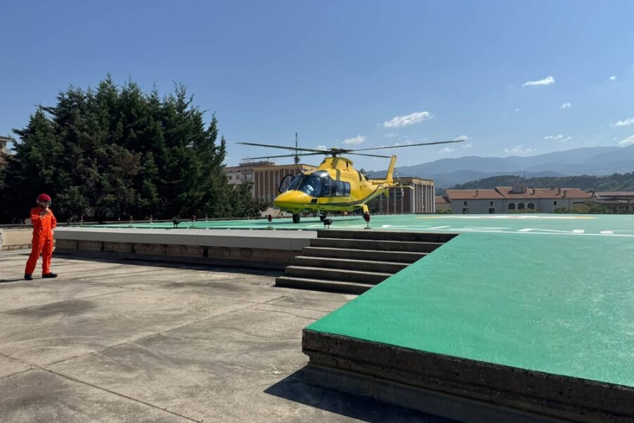 Trasportata con l'elisoccorso a Cosenza
