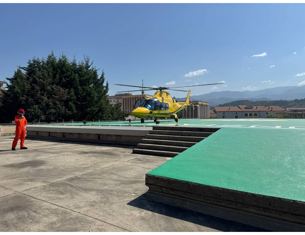 Bambina di 5 anni investita da un’auto, grave in ospedale
