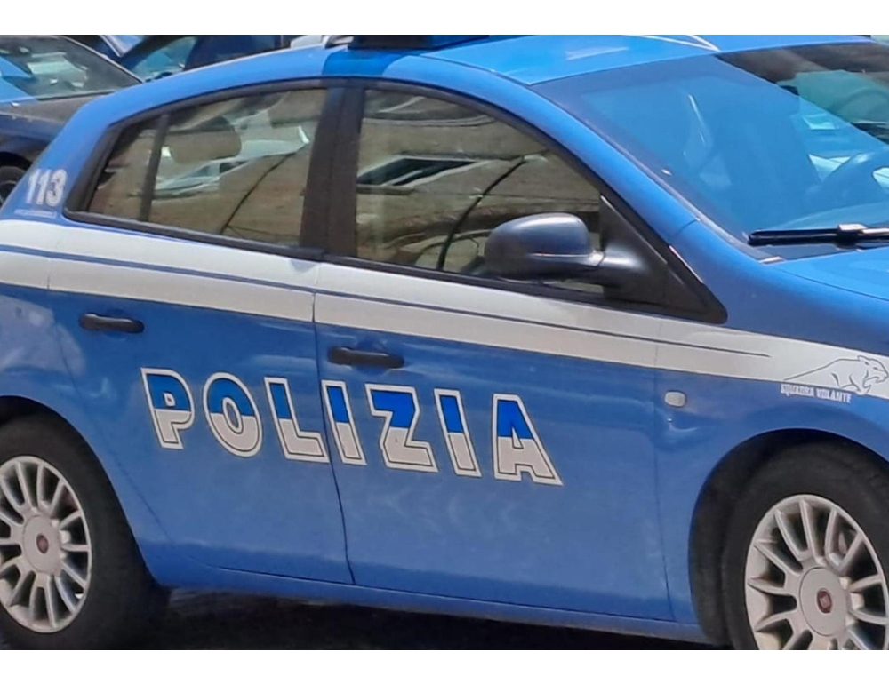 Botte ad alunni minorenni, arrestato insegnante di un centro islamico