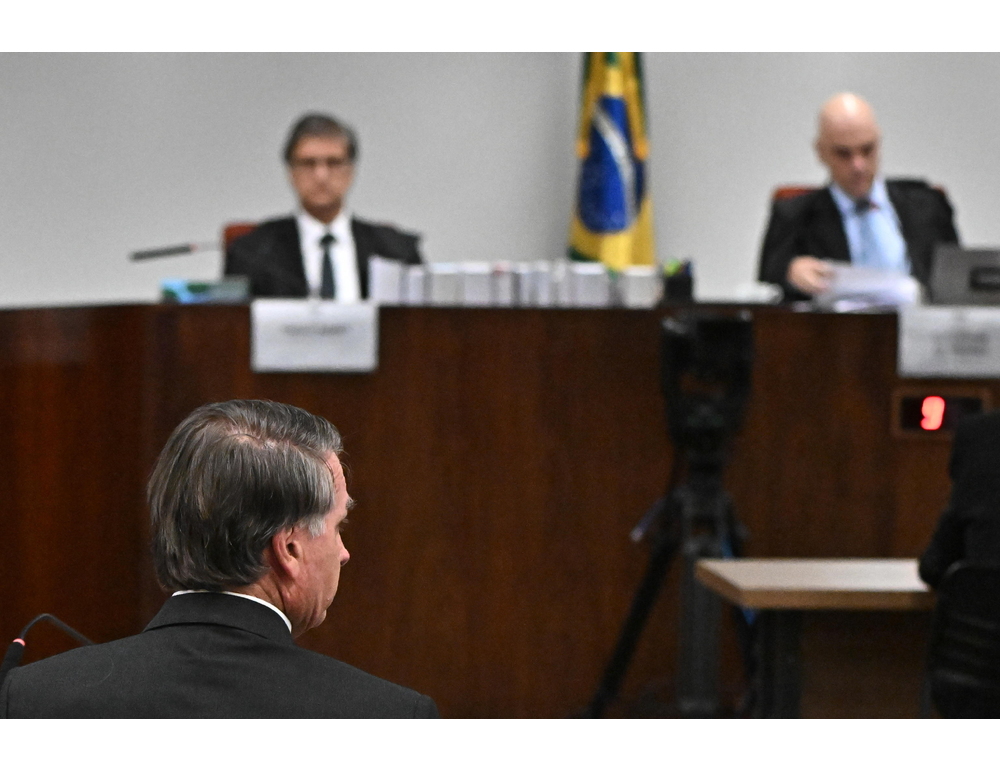 Brasile, Moraes conferma i domiciliari di Bolsonaro per motivi di salute