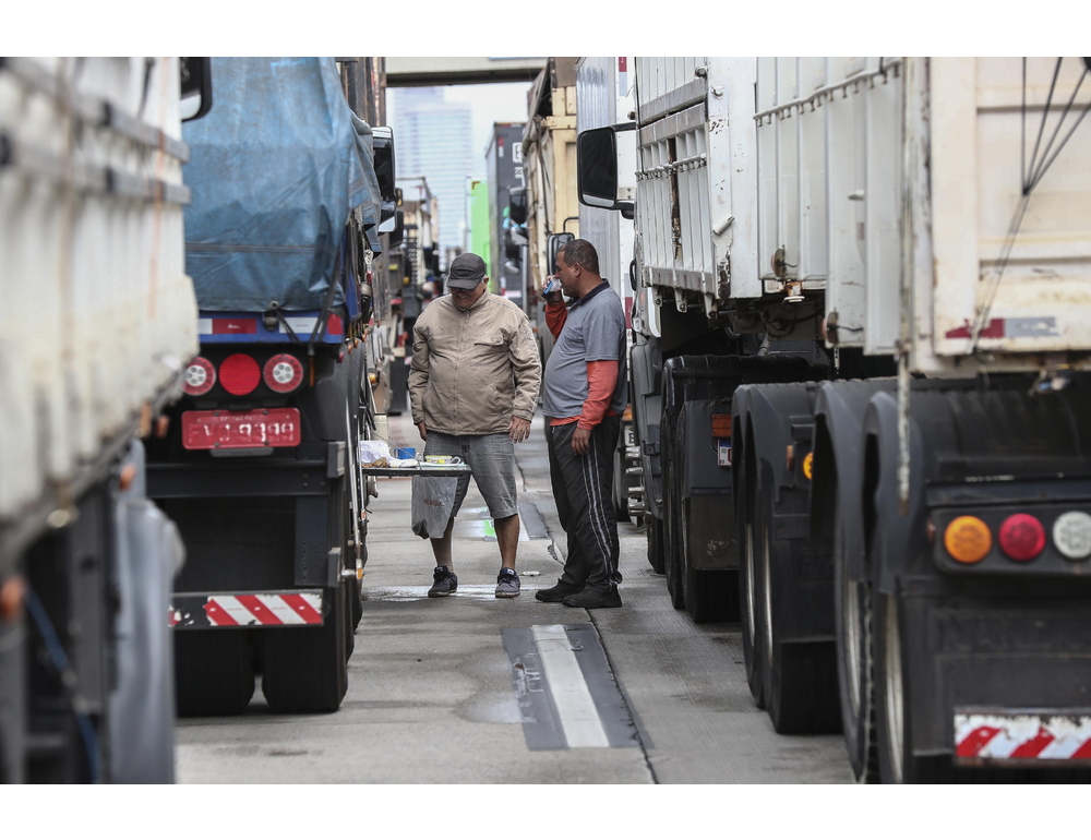 Brasile, i camionisti minacciano lo sciopero per sbloccare il decreto sui trasporti