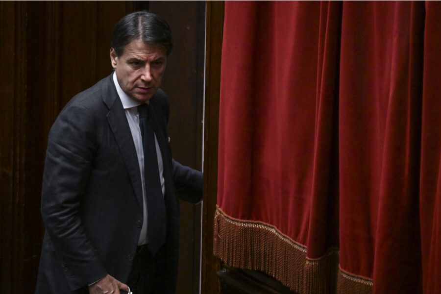 'Una Premier sfiduciata si dimette o convoca un vertice di maggioranza'