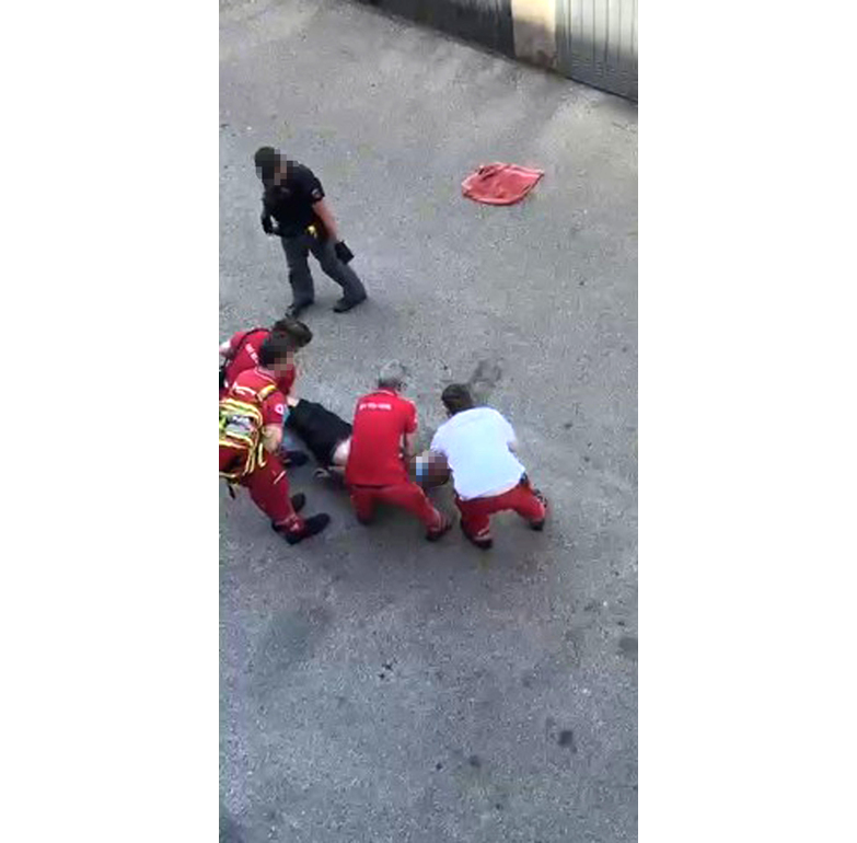 Croce rossa, soccorritori hanno cercato di rianimare Fakir