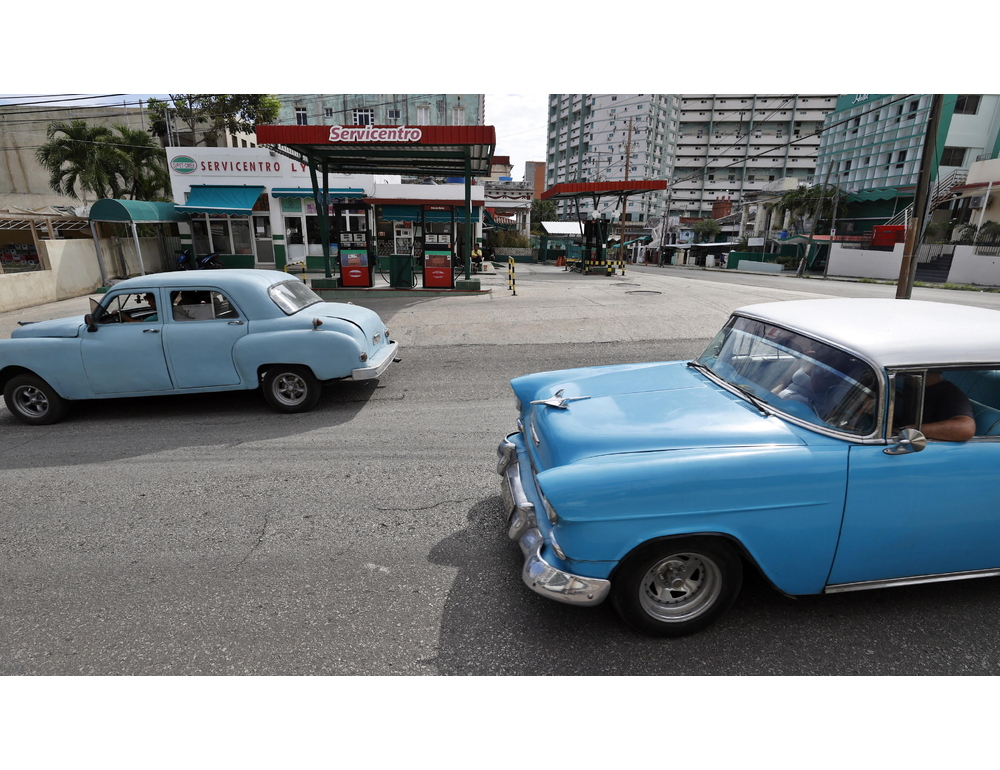 Cuba apre ai privati i settori del petrolio, del gas e farmaceutico
