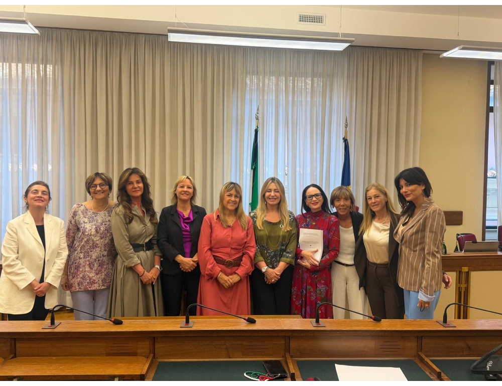 Da Commissione ok a relazione su strumenti contro femminicidio in Paesi Ue
