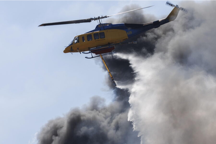 A sud della città di Rethymno. Sarebbero rimasti intrappolati tra le fiamme