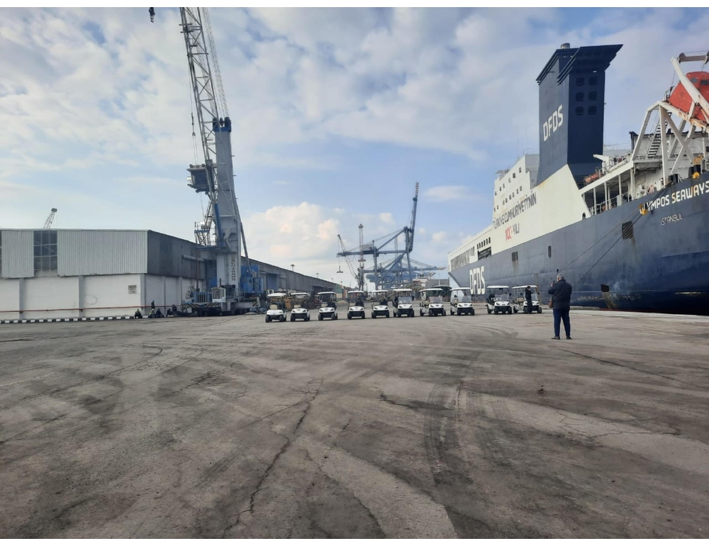 Egitto, ‘sul porto di Damietta nessun drone, fiamme domate’