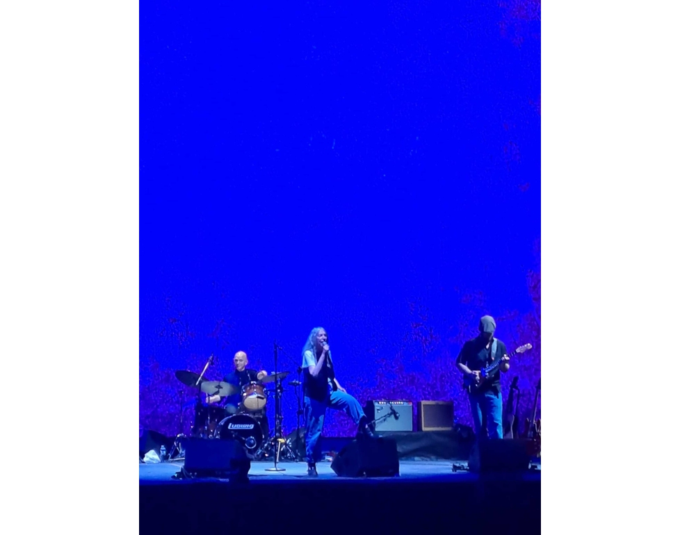 Emozione e siparietti tra il Papa e Patti Smith, ‘parli inglese anche tu?’