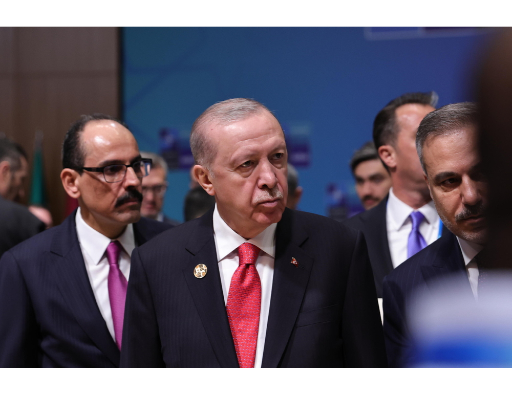 Erdogan ad alleati Nato dell’Ue, ‘non agite indebolendo l’Alleanza’