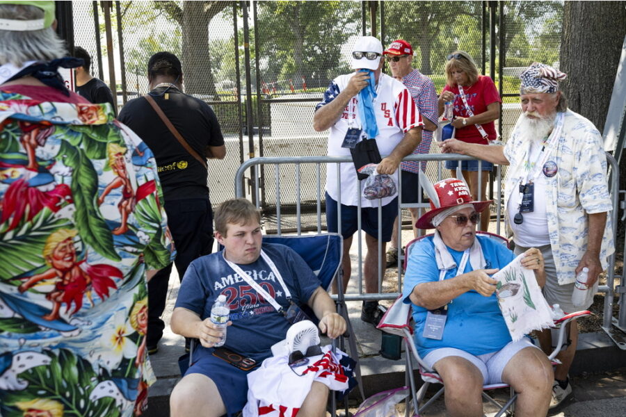 Sollecitato il pubblico a evacuare il National Mall e a trovare "un adeguato rifugio"
