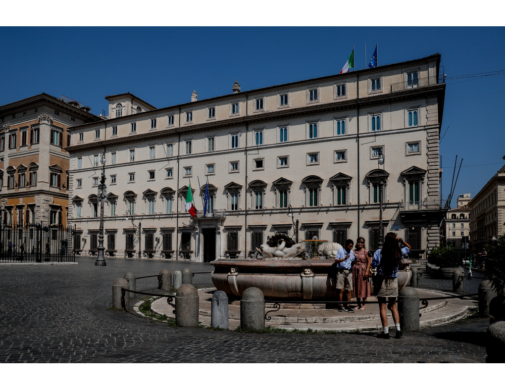 Fonti Chigi, sul riconoscimento facciale l’Italia rispetta le norme Ue