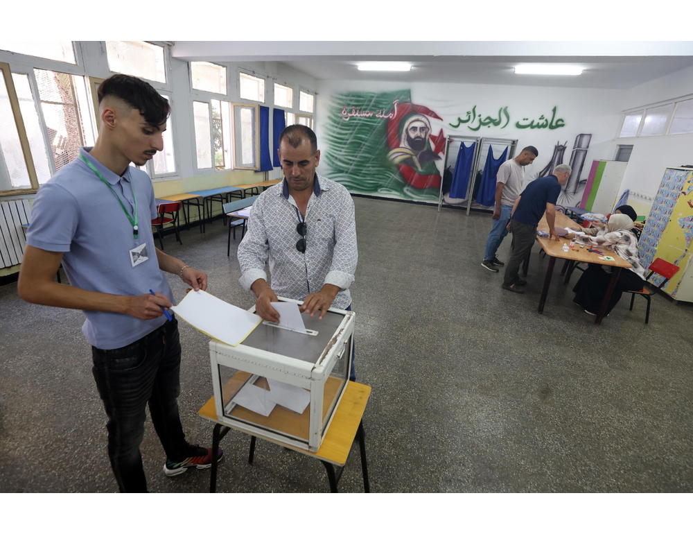 Forte astensione alle legislative in Algeria, affluenza al 20,79%