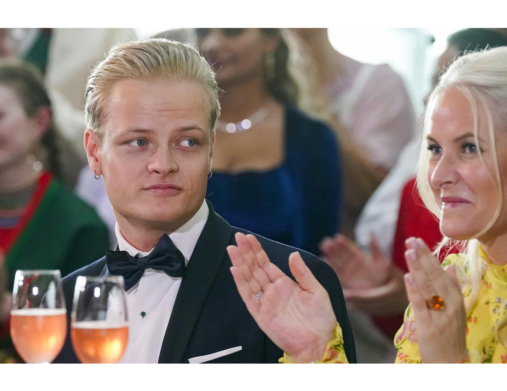 Il figlio della principessa di Norvegia va ai domiciliari