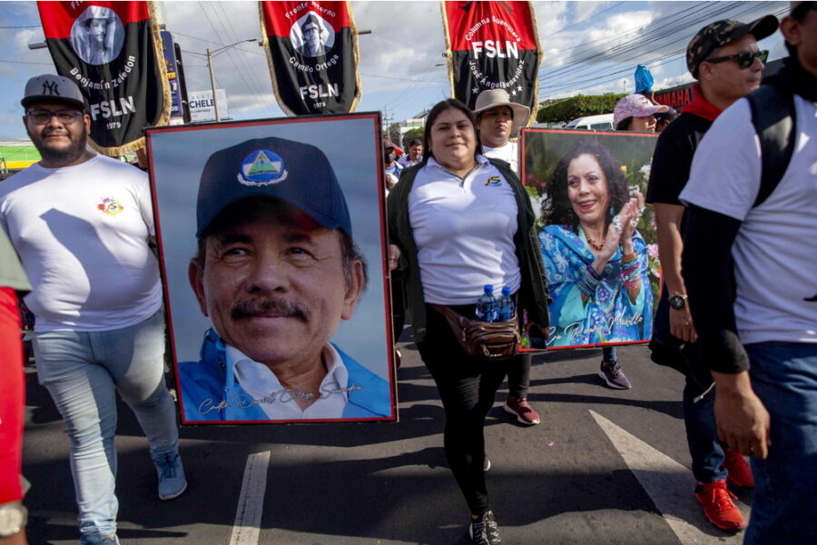 Arrestati dopo aver chiesto la salma del dissidente morto in custodia del regime di Ortega