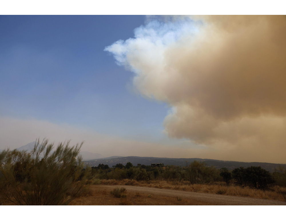 Incendi nella regione di Madrid, 40.000 tra evacuati e confinati