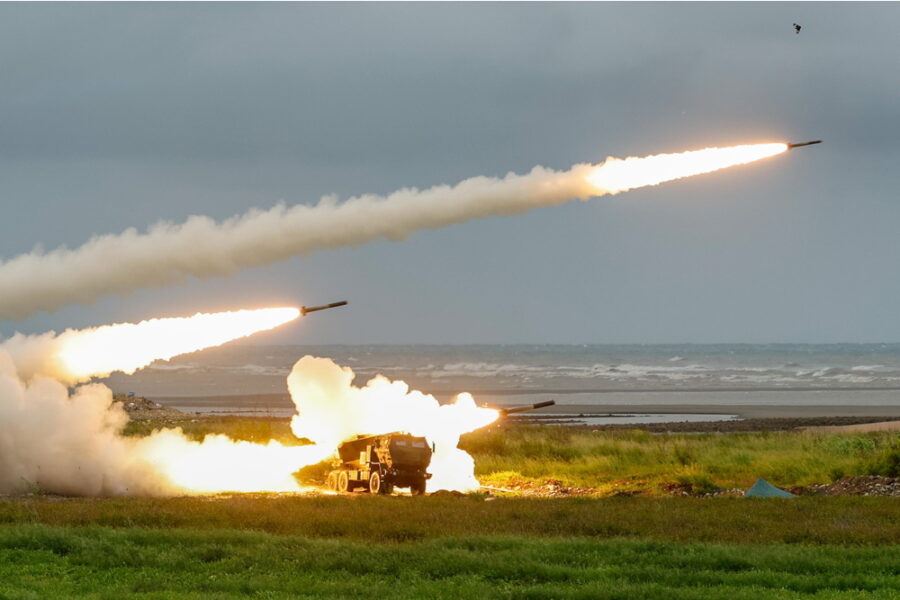 'Presi di mira i sistemi missilistici Himars ad Arifjan'