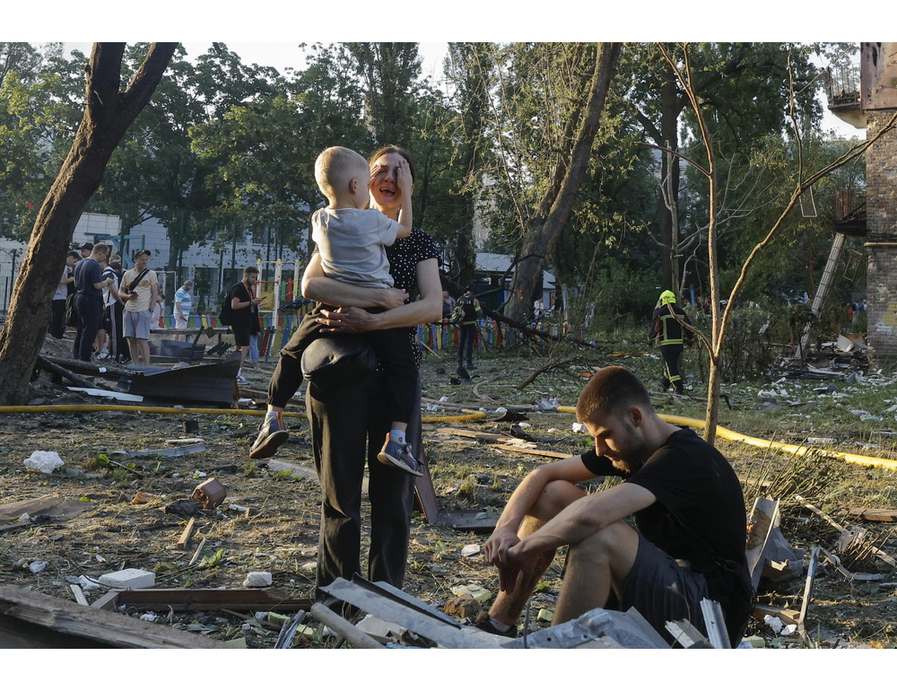 Kiev, sale a 17 il numero delle vittime dell’attacco russo