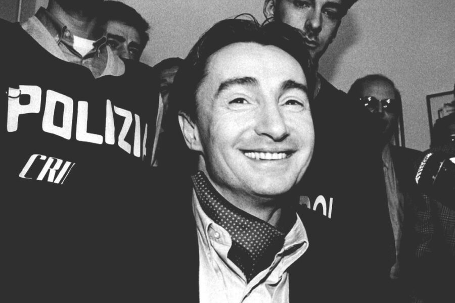 Il procedimento procede invece nei confronti del figlio