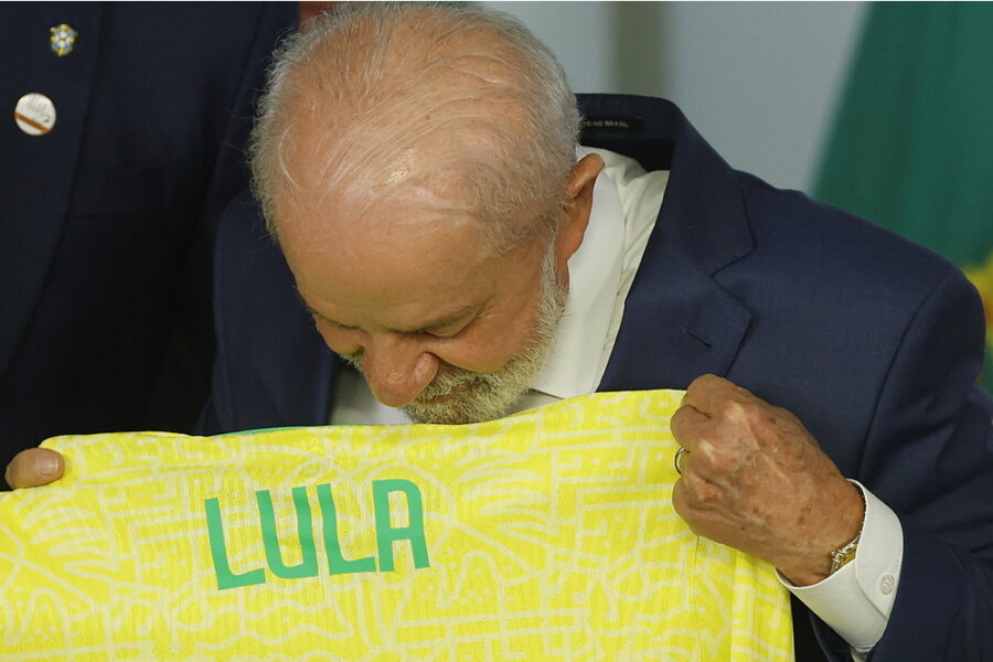 Appello del presidente brasiliano prima della sfida con la Norvegia