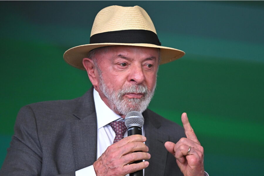 Il presidente accusa l'amministrazione degli Stati Uniti di sostenere l'opposizione