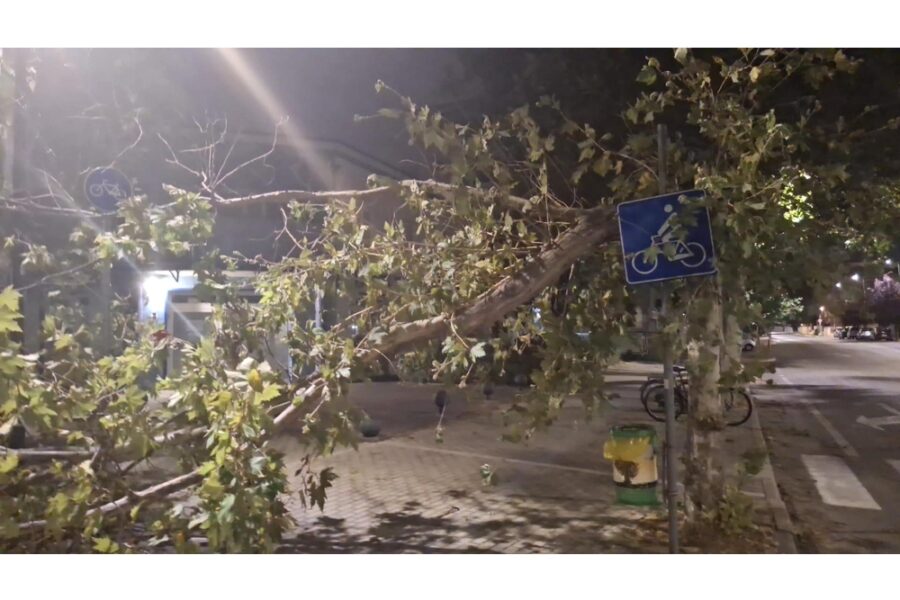 I temporali in mare provocano "onda anomala" su tutta la costa sud dell'Abruzzo