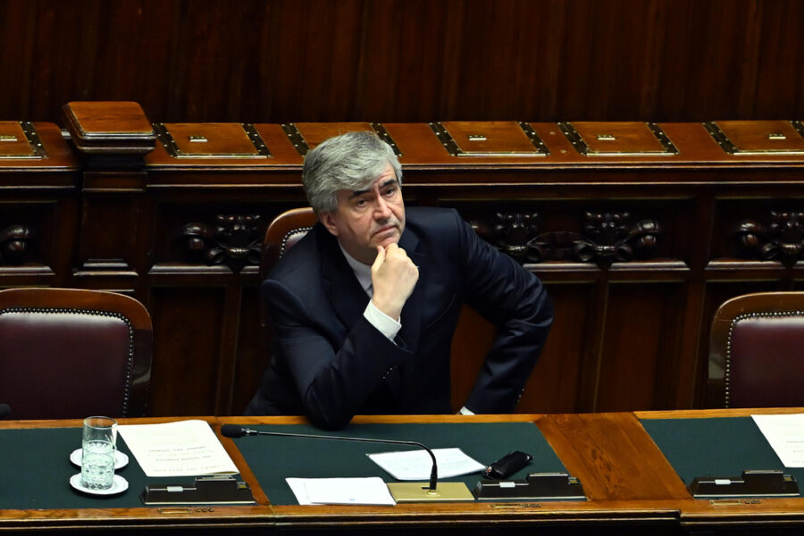 Il ministro in audizione illustra le linee programmatiche del suo dicastero