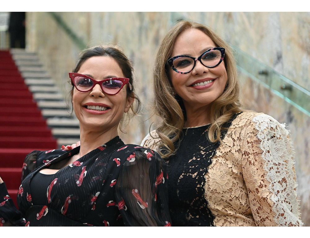 Media, Ornella Muti e sua figlia fanno domanda per la cittadinanza russa