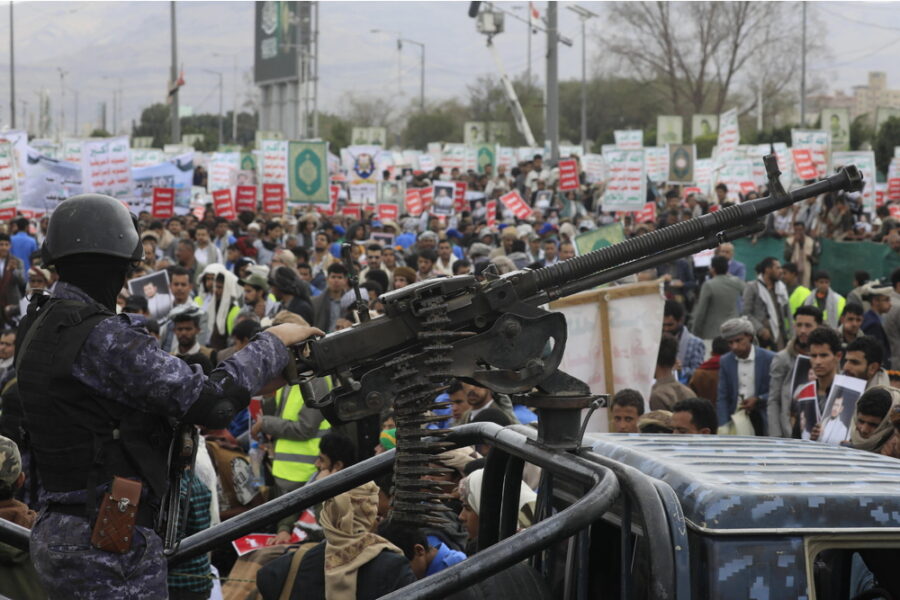 Ieri il loro leader aveva minacciato di colpire gli impianti petroliferi di Riad