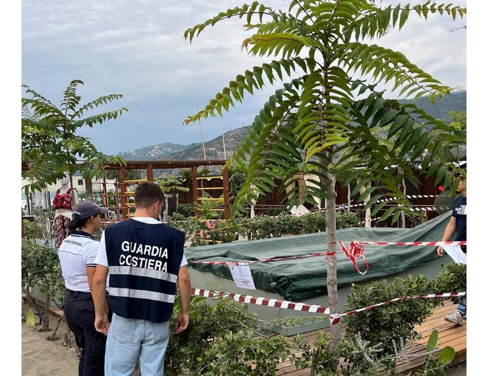 Morta la bambina rimasta incastrata nel bocchettone della piscina
