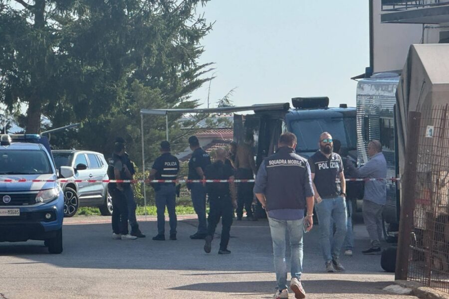 Esperti tedeschi alla ricerca di tracce della ricina. Sul posto la procuratrice Antonelli