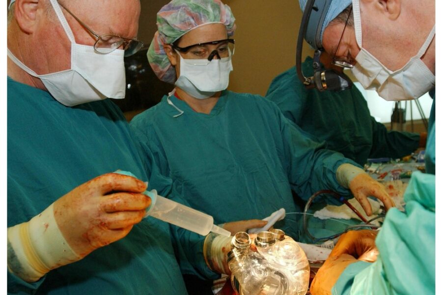Denuncia di cardiochirurghi