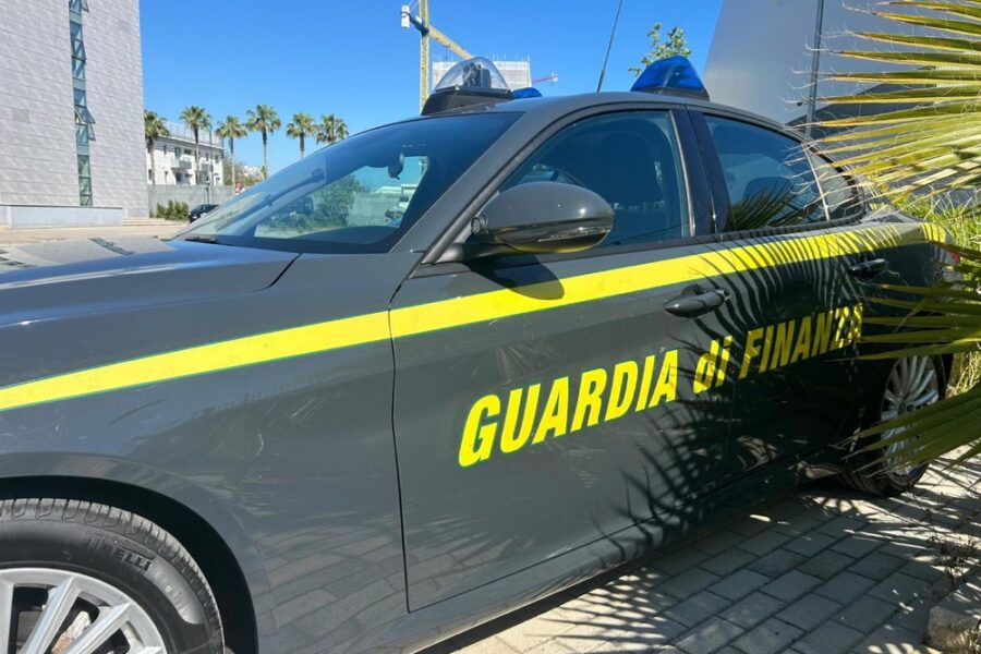 Operazione della Guardia di finanza di Catanzaro
