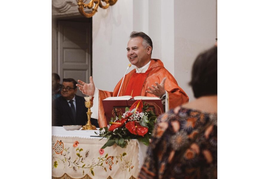 L'iniziativa delle parrocchie di Monopoli. Previste anche visite guidate nelle chiese
