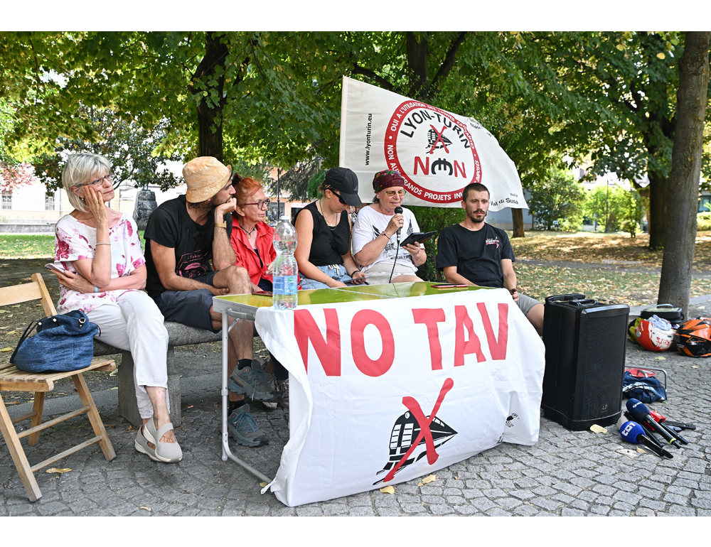 No Tav, ‘la prefettura di Torino fa le veci della politica’