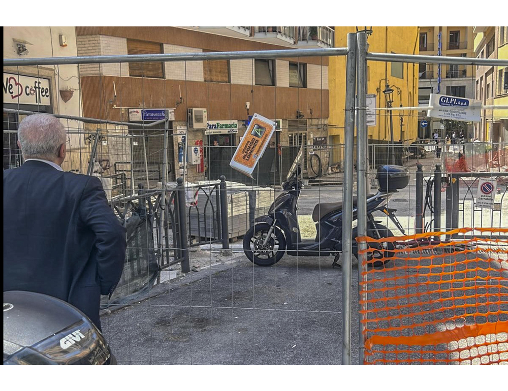 ‘Non c’è più spazio per i delinquenti’, a Salerno la ricetta di De Luca