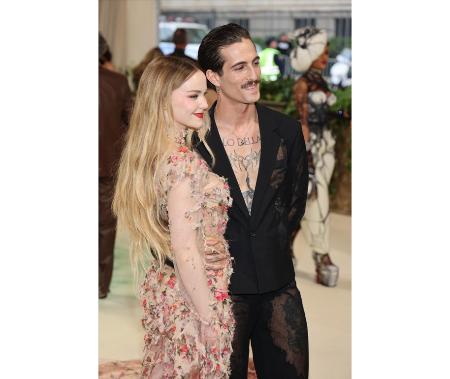 Nozze vicine tra Damiano David e Dove Cameron, le pubblicazioni in Campidoglio