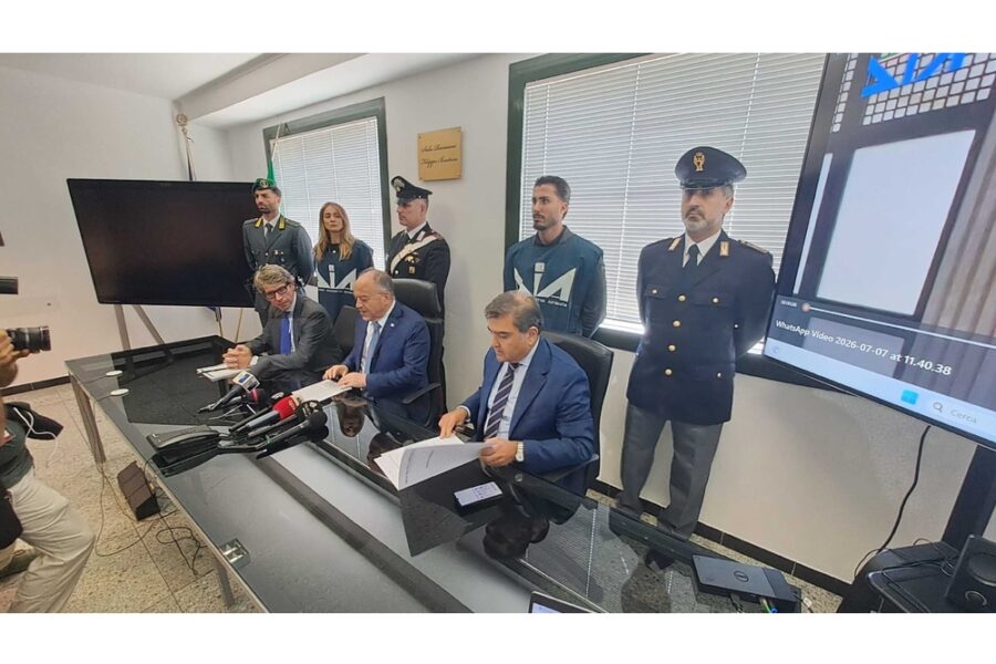 Il procuratore di Napoli: 'oggi abbiamo sperimentato un primo incontro'